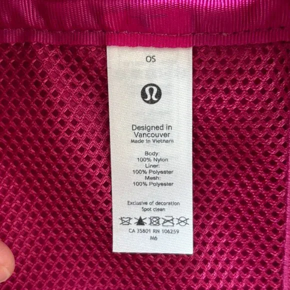 NWOT lululemon Everyday Backpack 2.0, 23L, Ripened Raspberry - Picture 8 of 8